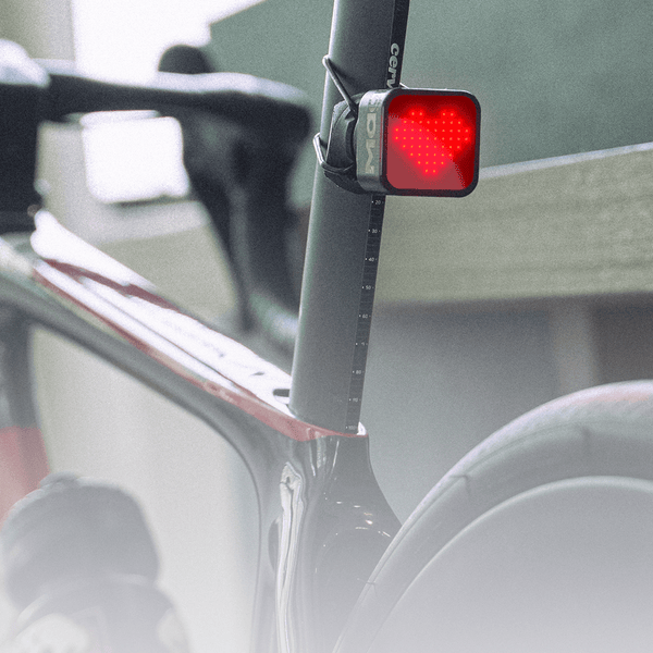 Luz Inteligente Magene L308 | Sensor de frenado | 96COB